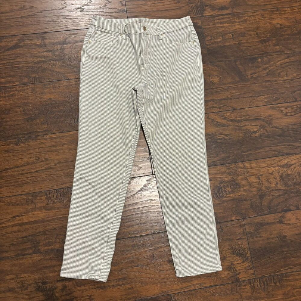 Chico's So Slimming 0.5 Ankle Pinstripe Coastal Preppy Stretch Skinny Ankle Pant